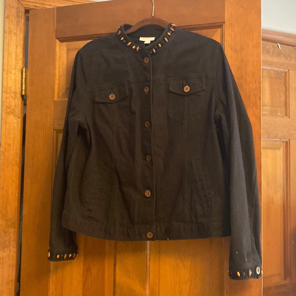 Black jean jacket with wooden buttons